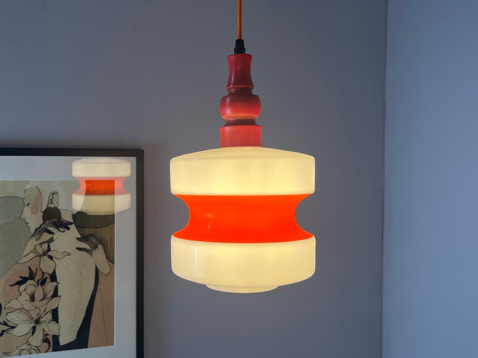 Hängelampe weiß orange rot