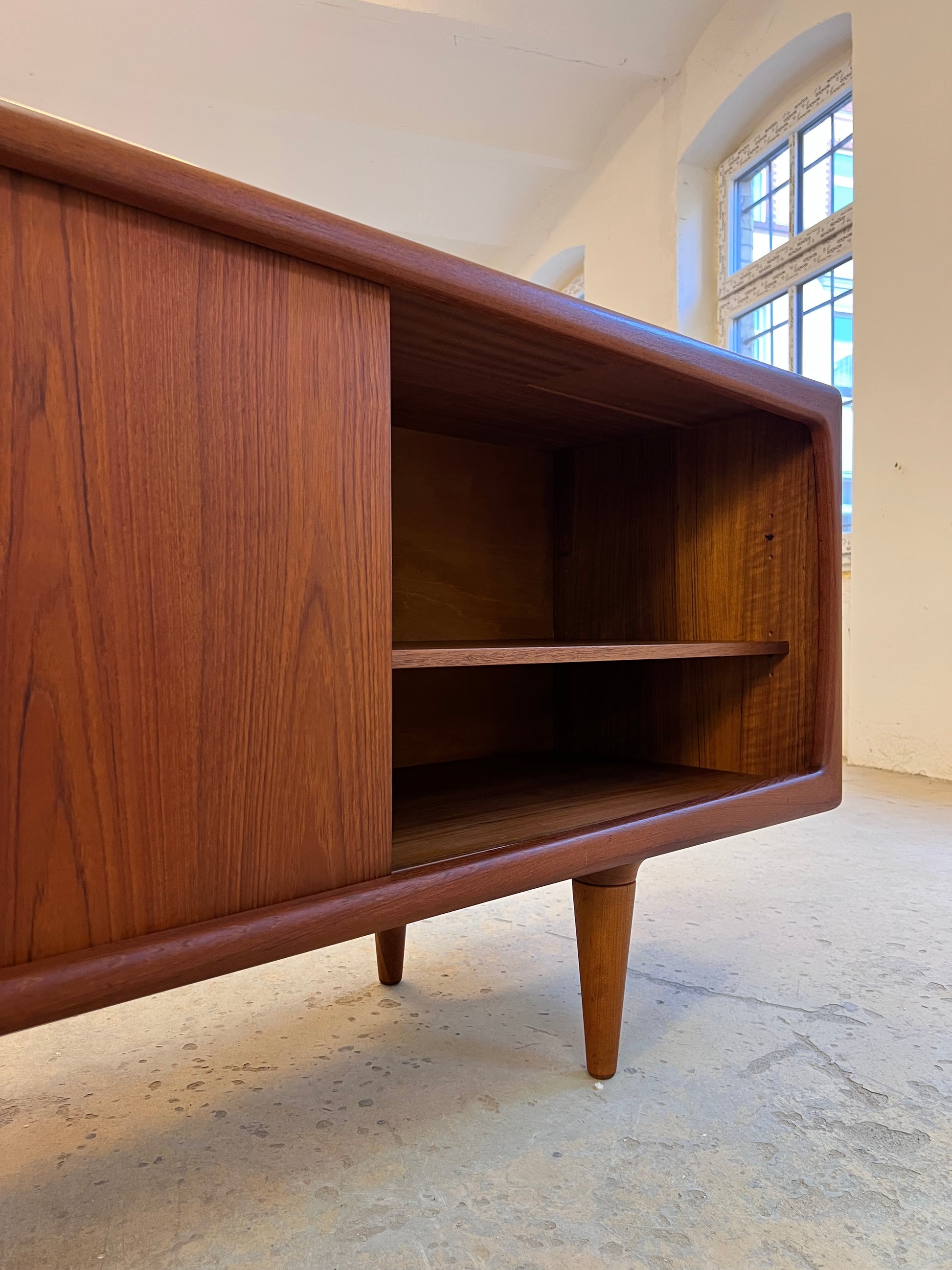 Sideboard Teak von H.P. Hansen - Breite 220 cm