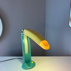 Tischlampe Toucan groß grün gelb von H.T. Huang für Huangslite