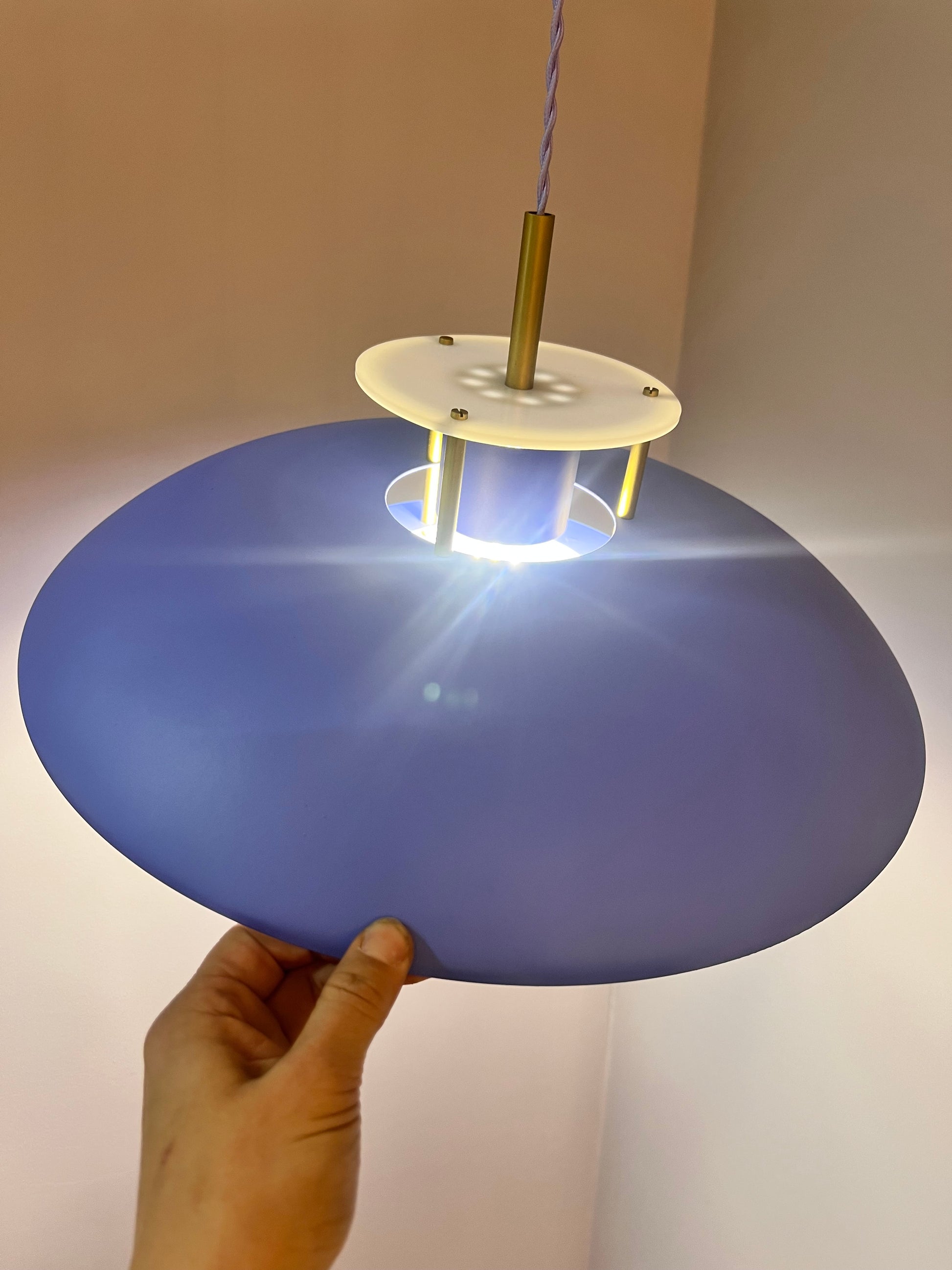 Lamellenlampe neu lackiert blau