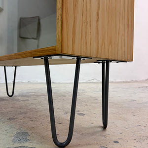 Vitrine Typ 430 Esche von Joachim Nebelung für Hellerau