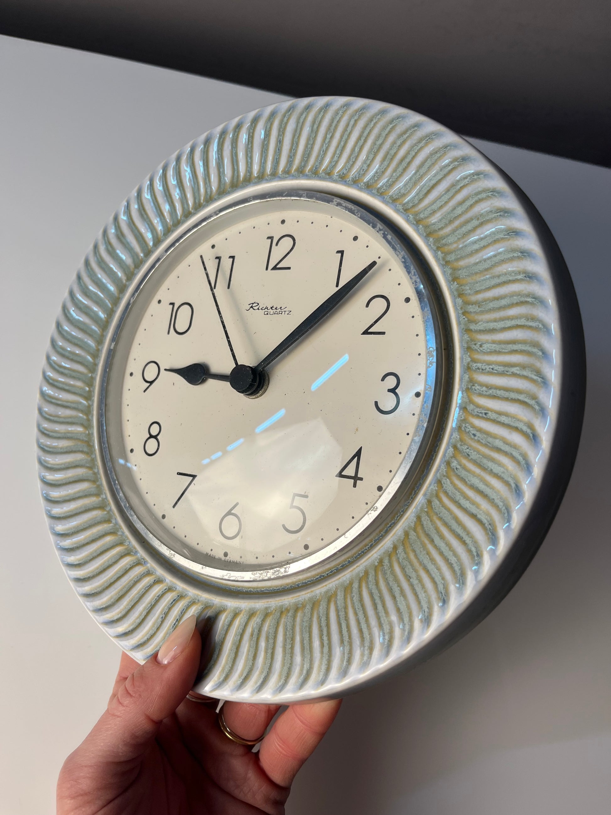 Wanduhr Keramik von Richter Quartz