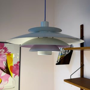 Lamellenlampe weiß lila von Formlight