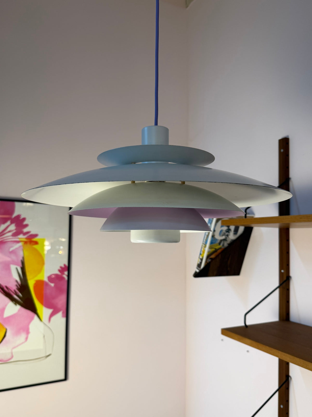 Lamellenlampe weiß lila von Formlight