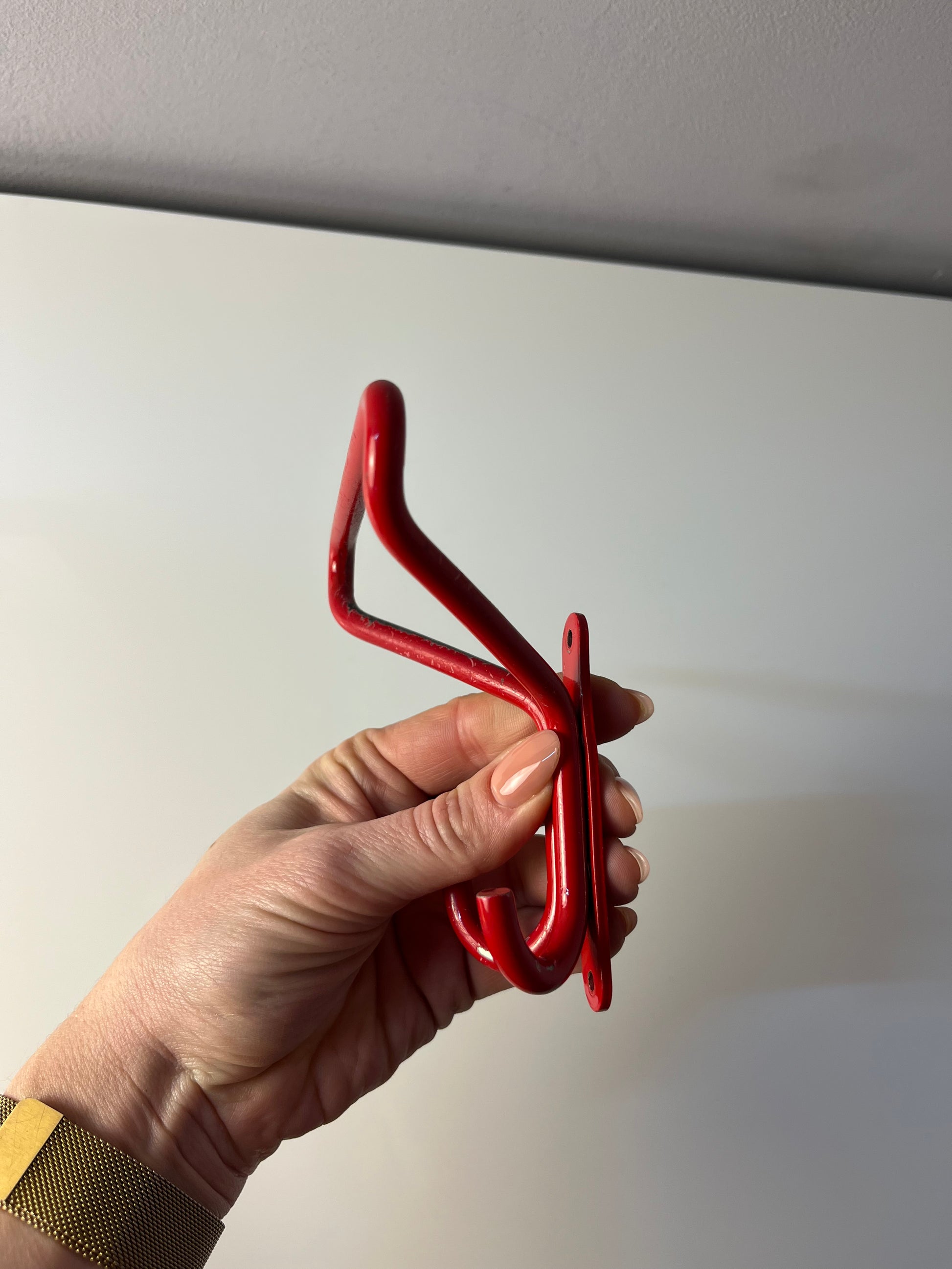 Set: 2x Wandhaken rot Metall