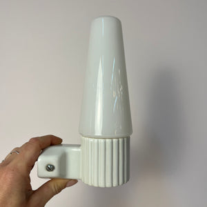 Wandlampe Modell 6020 weiß von Sigvard Bernadotte für Ifö