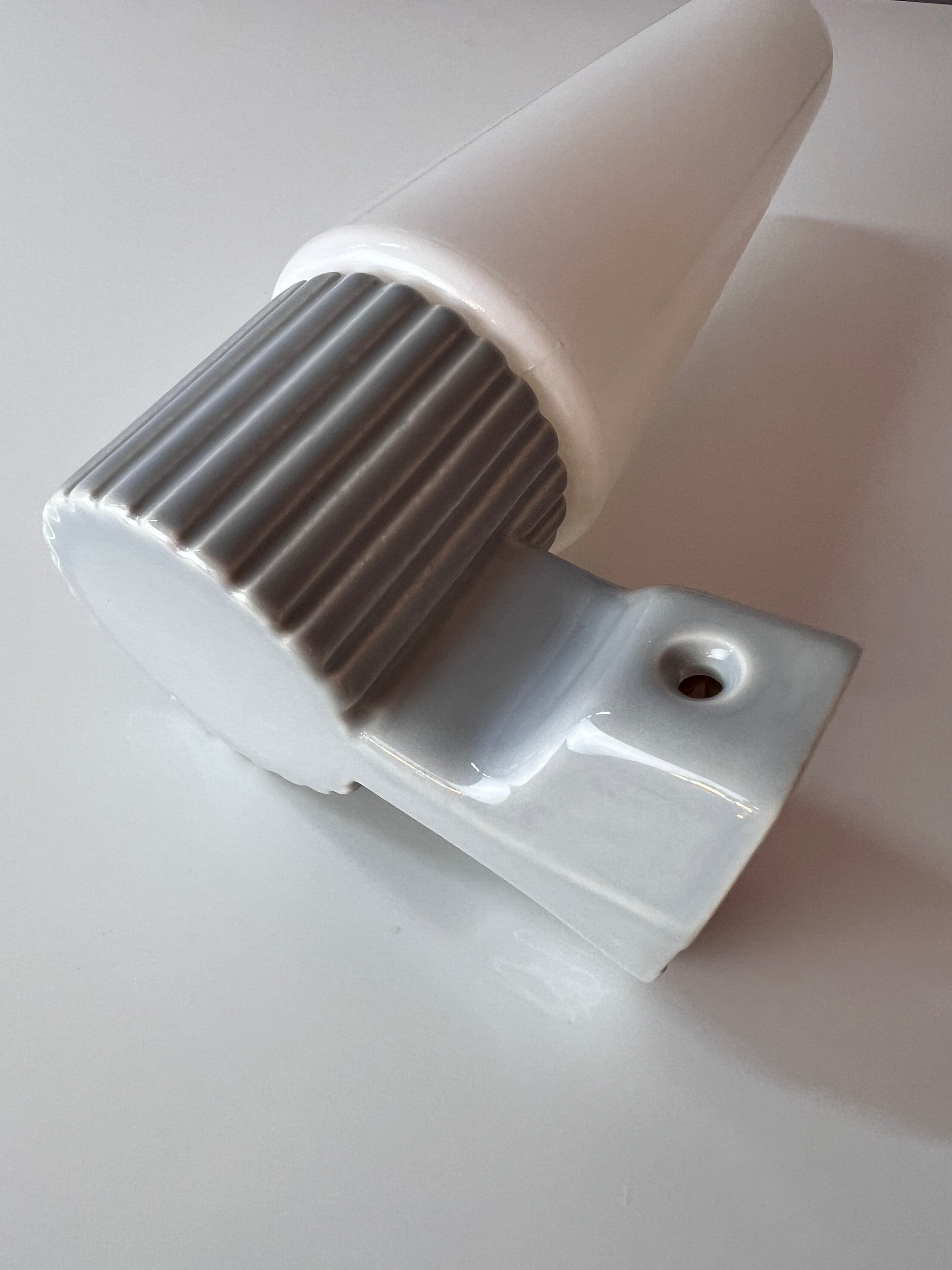 Wandlampe Modell 6020 grau Sigvard Bernadotte für Ifö