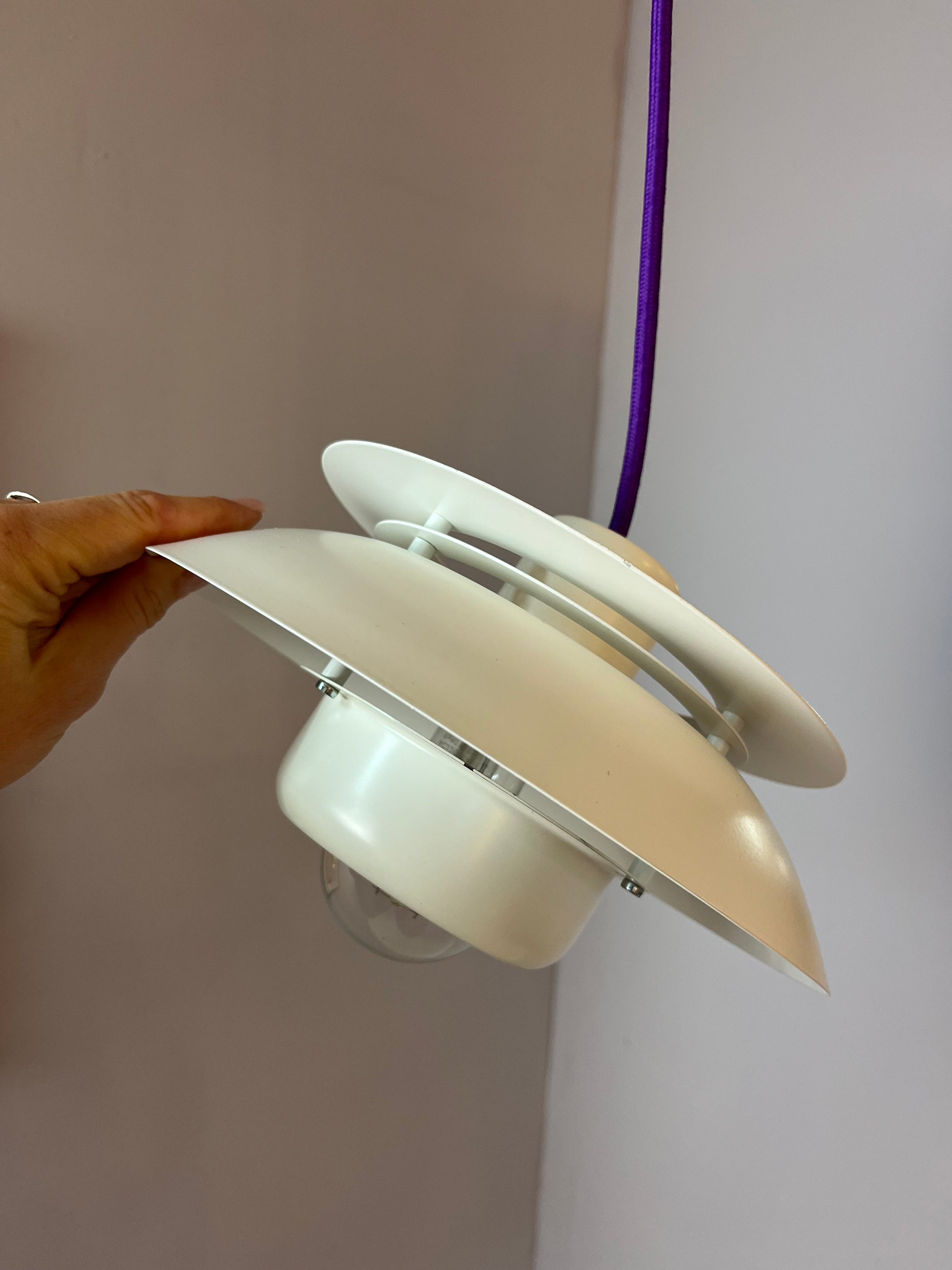 Lamellenlampe weiß aus Dänemark