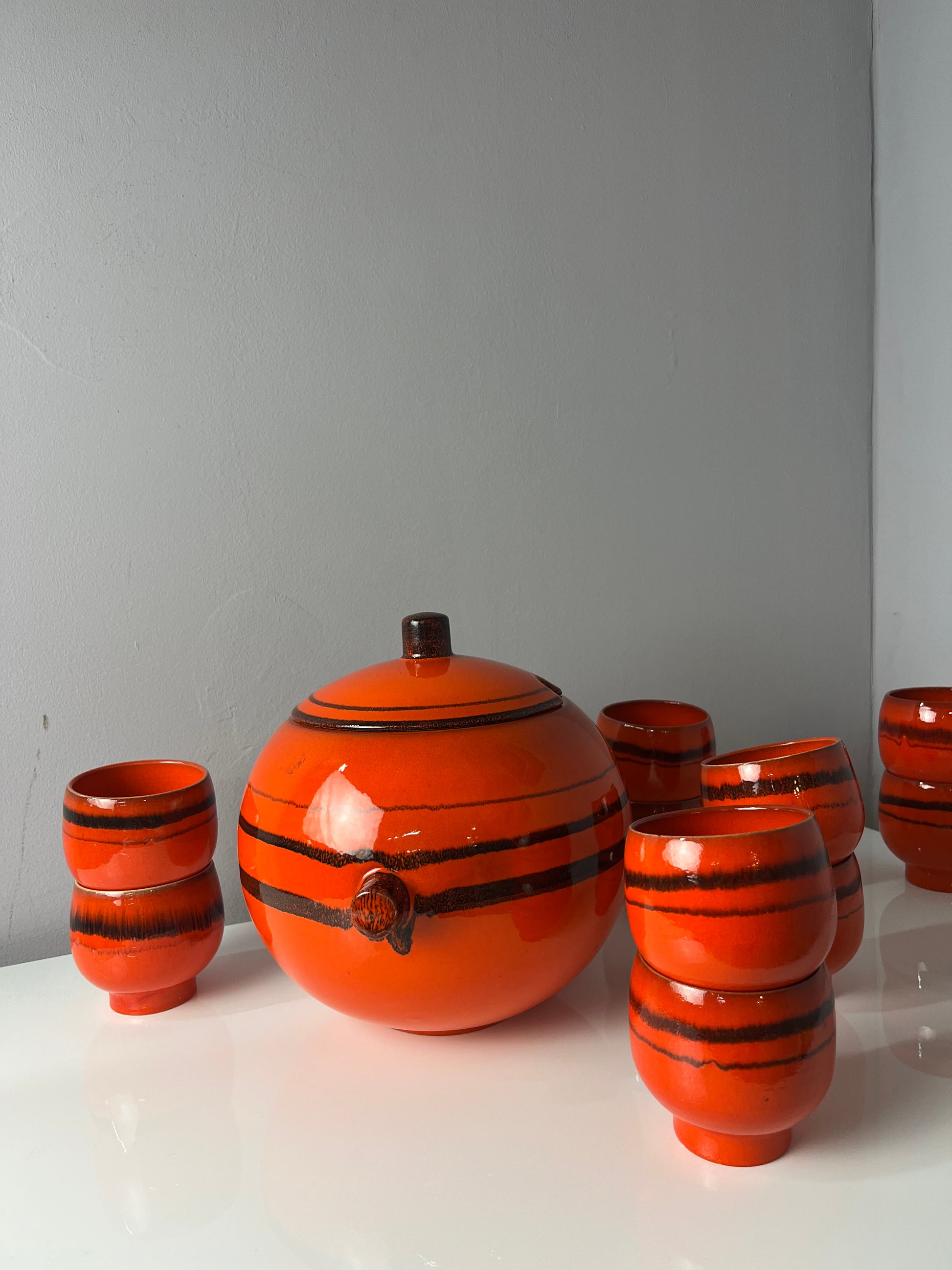 Bowle-Set: 10 Becher und 1 Terrine orange Keramik