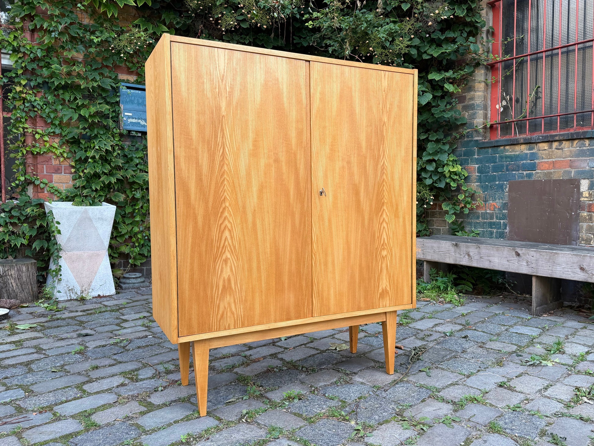 Schrank Typ 602/B Esche von Franz Ehrlich für Hellerau