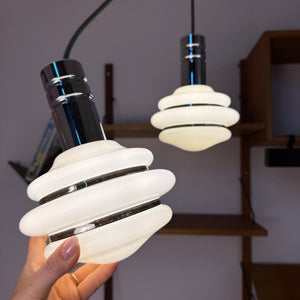 Hängelampe weiß Chrom Glas