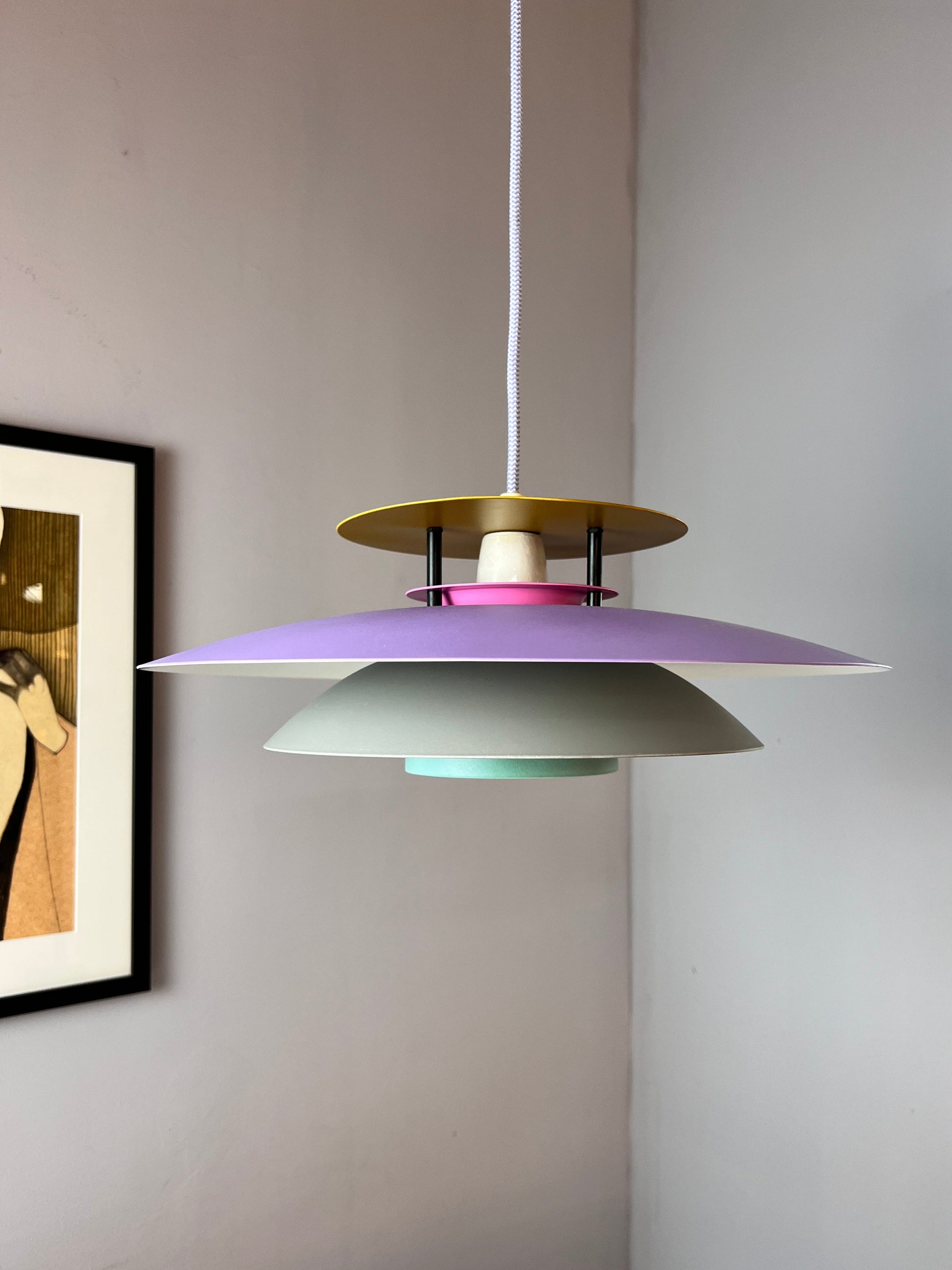 Lamellenlampe neu lackiert lila pink mint