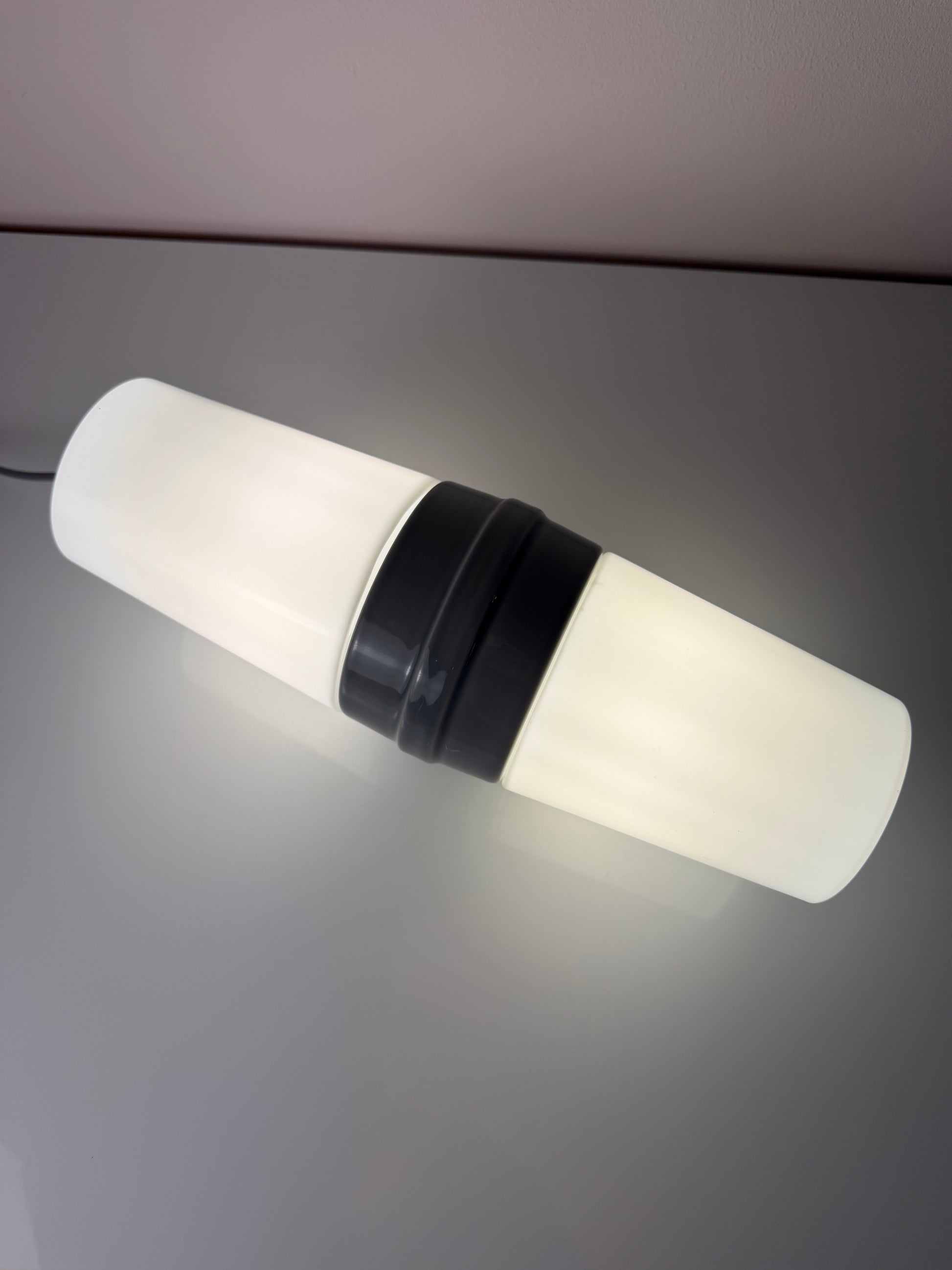 Wandlampe Modell 6065 grau von Sigvard Bernadotte für Ifö