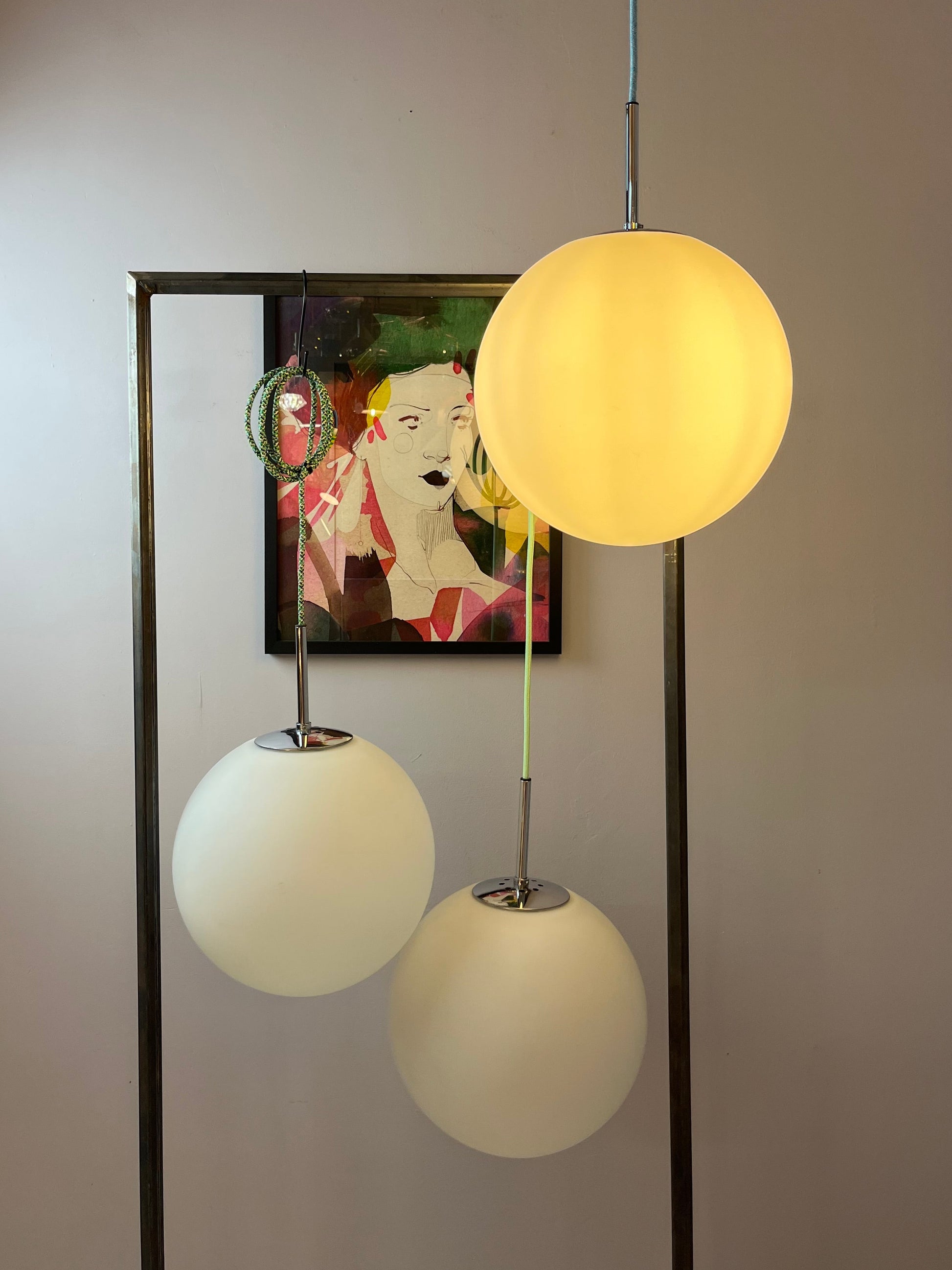 Kugellampe weiß Chrom von Glashütte Limburg