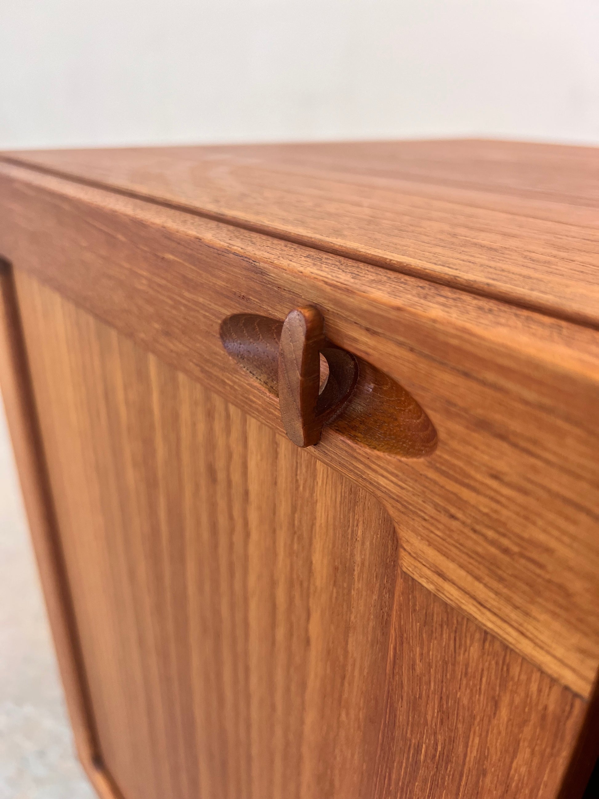 Schrank Teak von H. W. Klein für Bramin