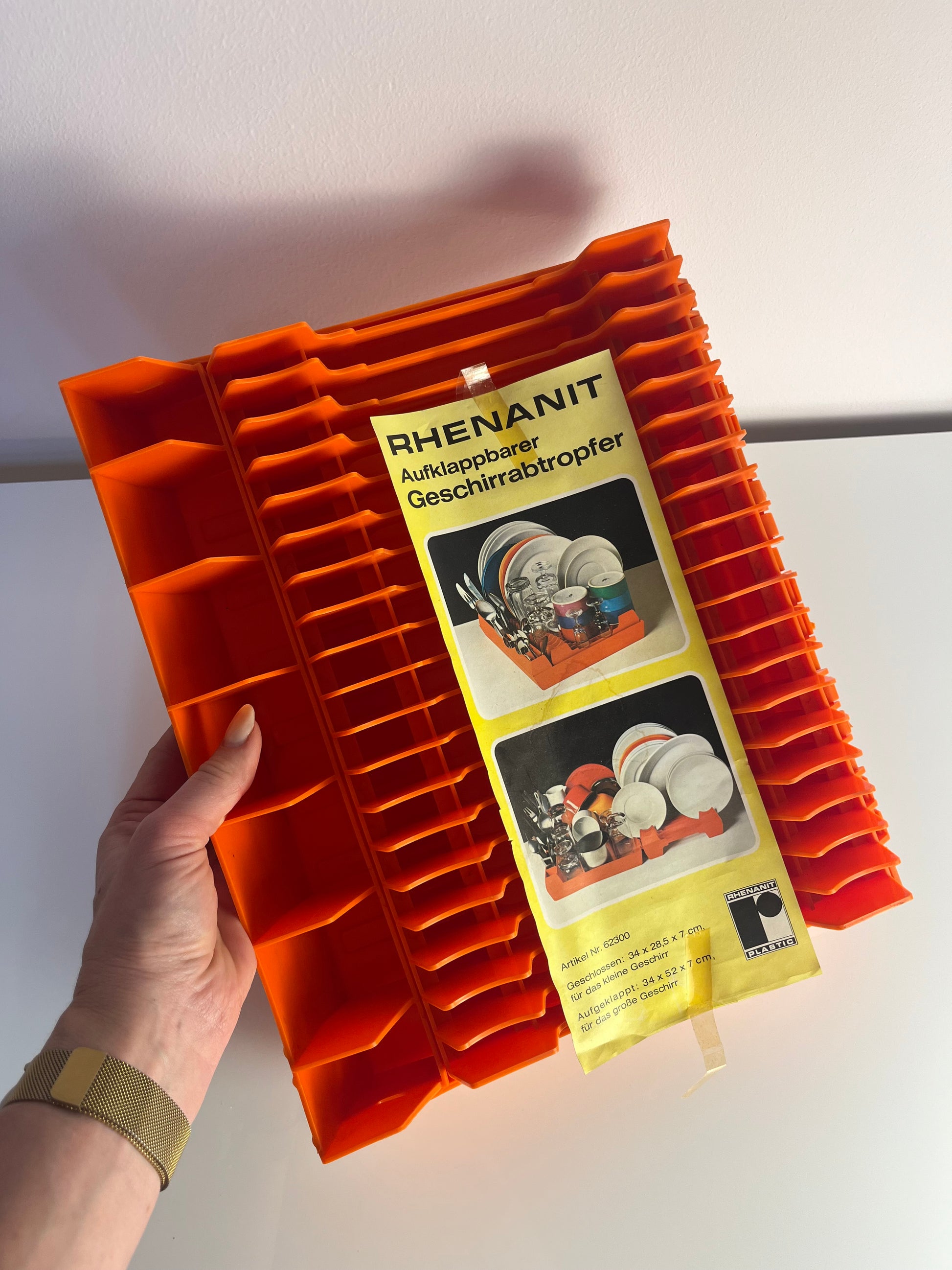 Aufklappbarer Geschirrabtropfer orange von Rhenanit