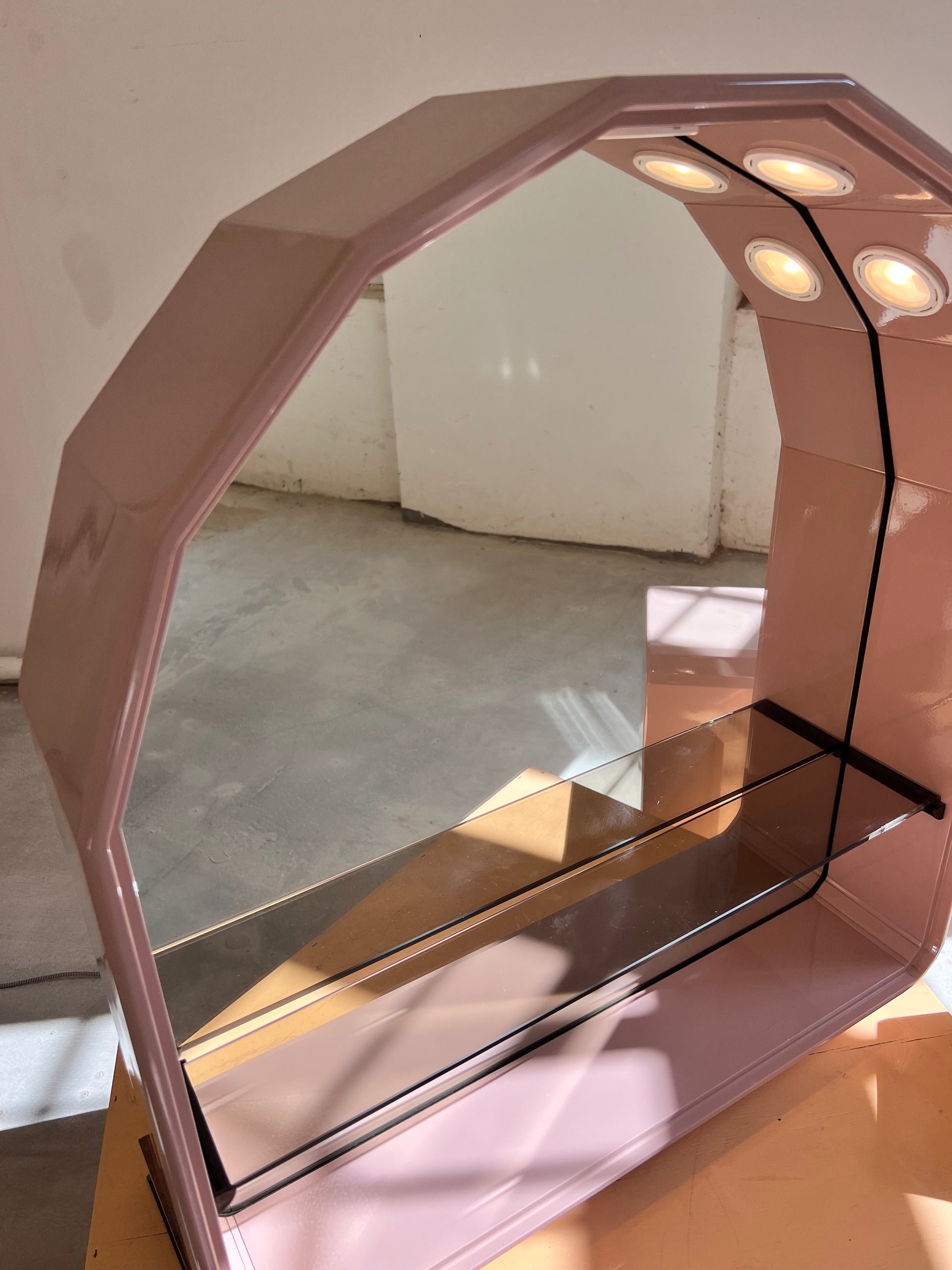 Set: Spiegelschrank rosa von Duscholux
