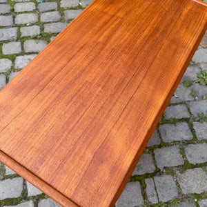 Kleine Kommode Teak mit Schloss aus Dänemark