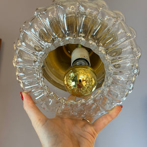 Hängelampe Bubbleglas mit Messingkopf von Helena Tynell für Glashütte Limburg