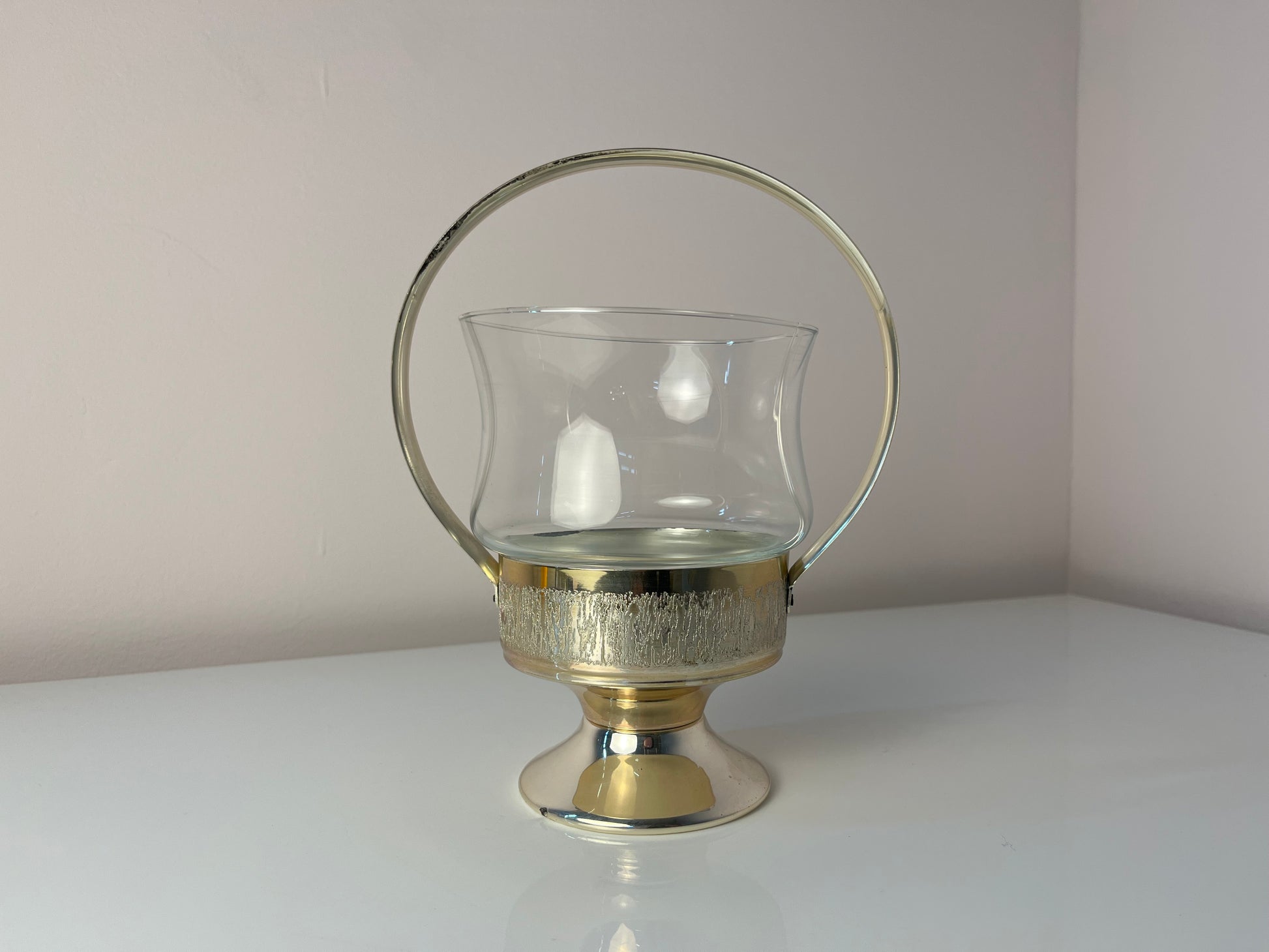 Henkelschale versilbert mit Glaseinsatz