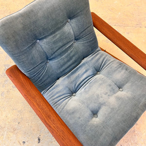 Sessel Loungechair blauer Samt und Teak