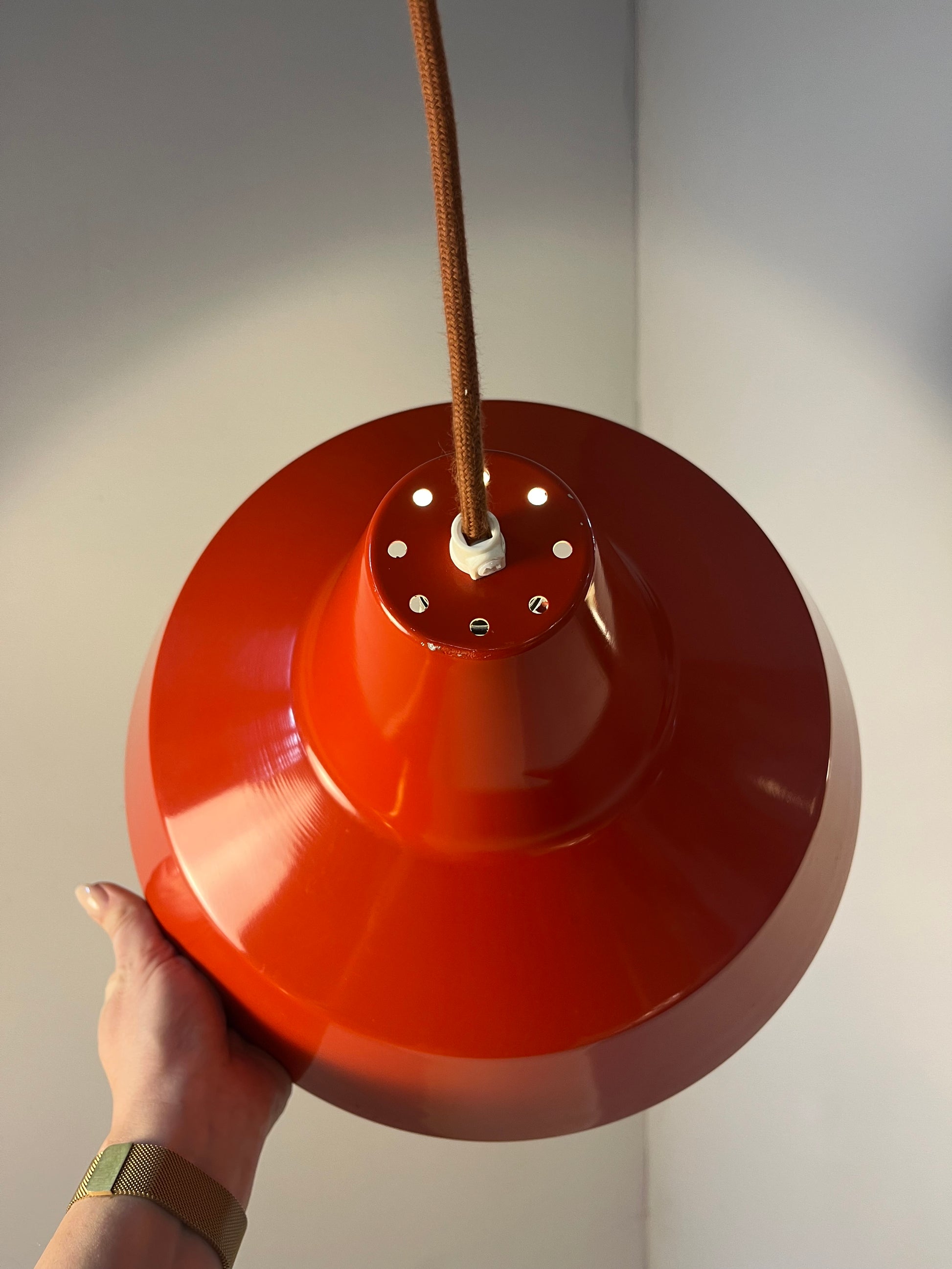 Industrielampe orangerot Metall