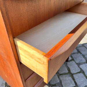 Kommode Teak mit Schloss aus Dänemark
