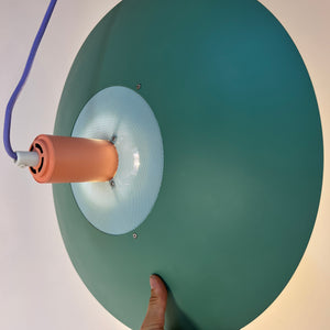 Lamellenlampe neu lackiert, Dänemark