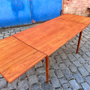 Ausziehbarer Esstisch Teak aus Dänemark