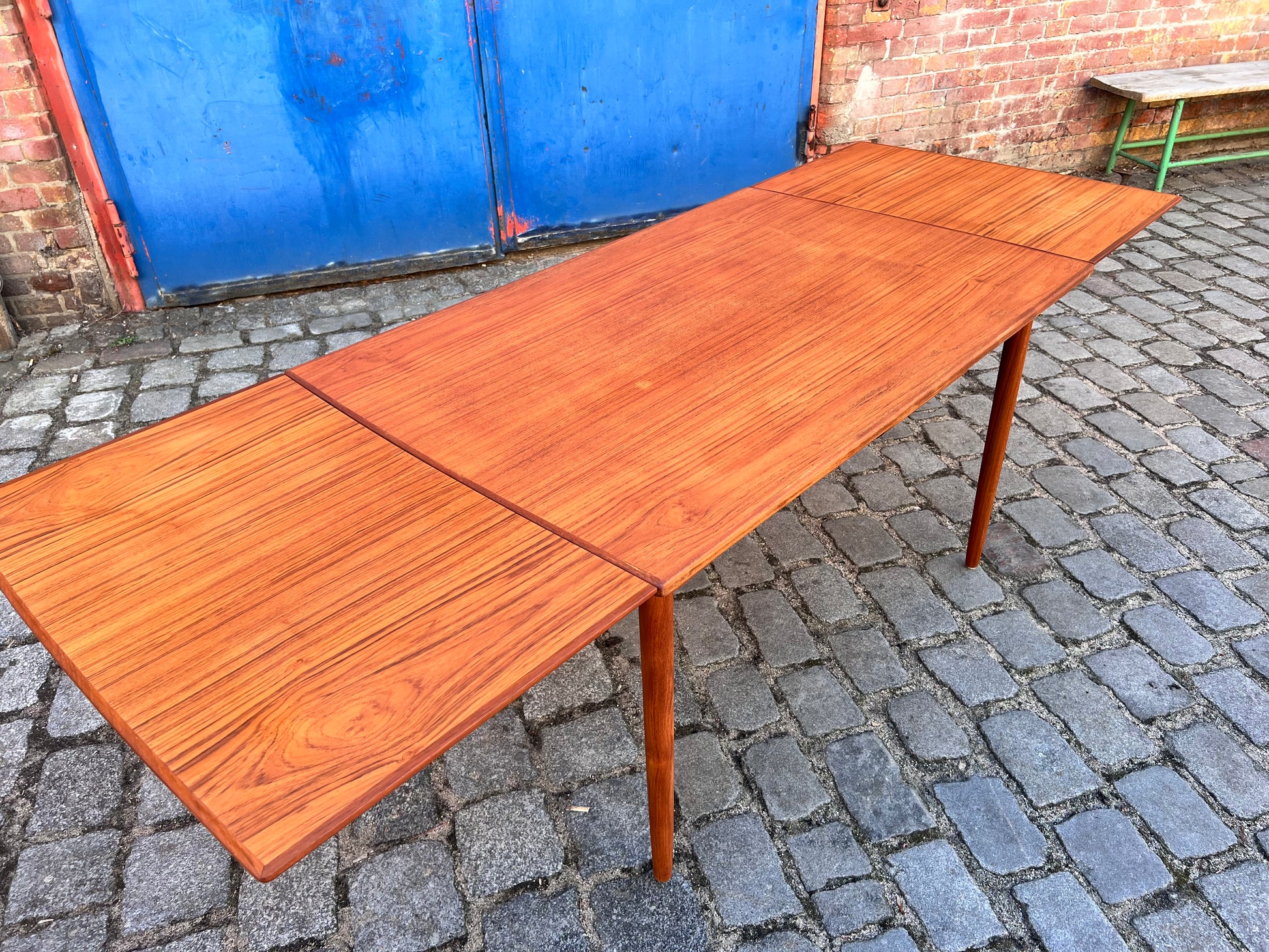 Ausziehbarer Esstisch Teak aus Dänemark