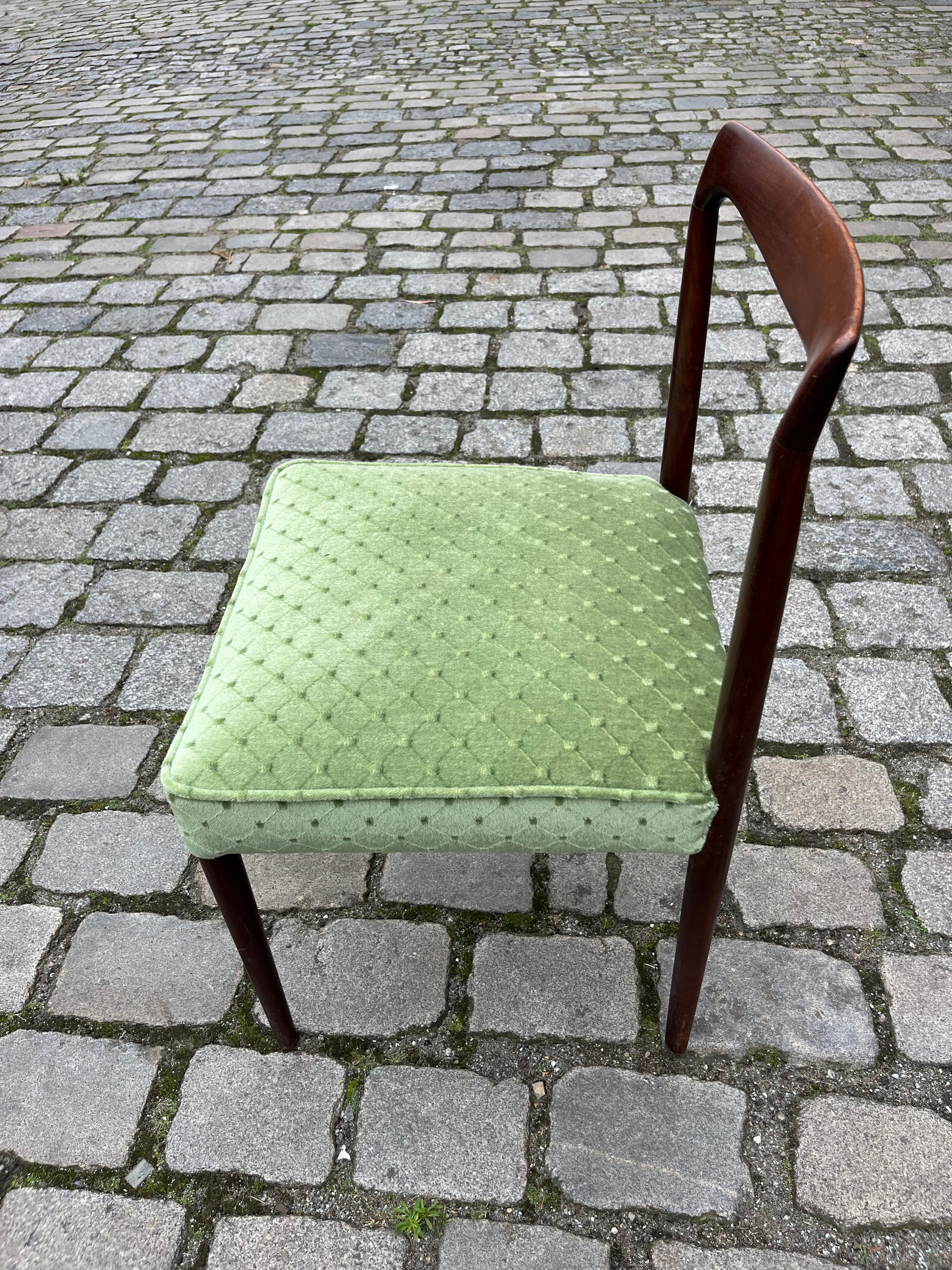 Set: 4x Polsterstuhl grün Palisander