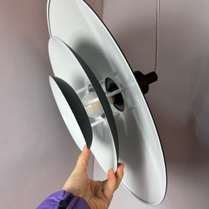 Lamellenlampe schwarz weiß aus Dänemark