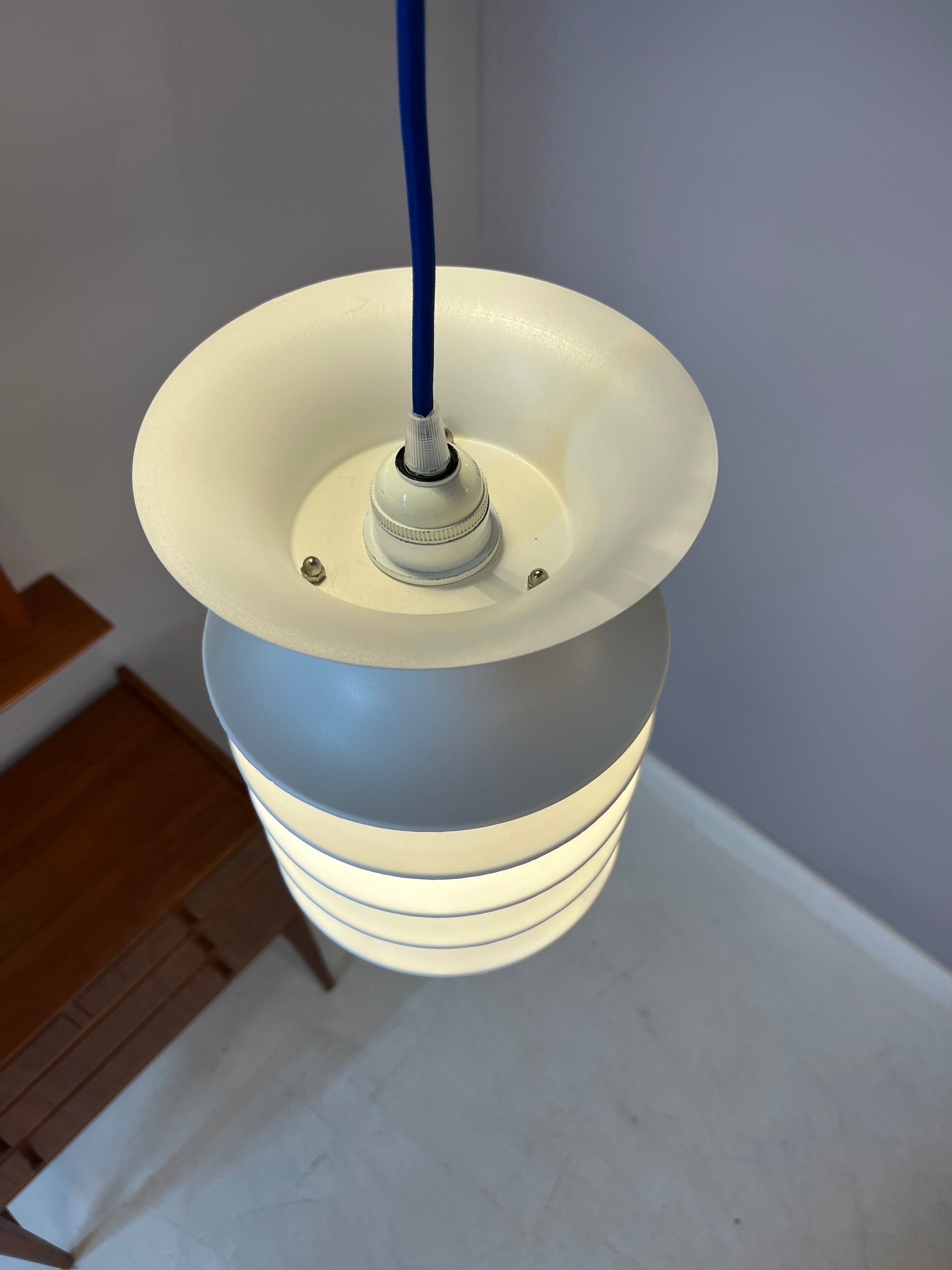 Lamellenlampe Strini weiß Kunststoff