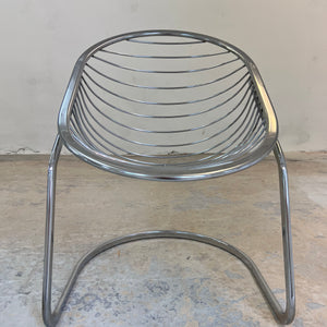 Freischwinger Modell Egg Chair mit Fell von Gastone Rinaldi
