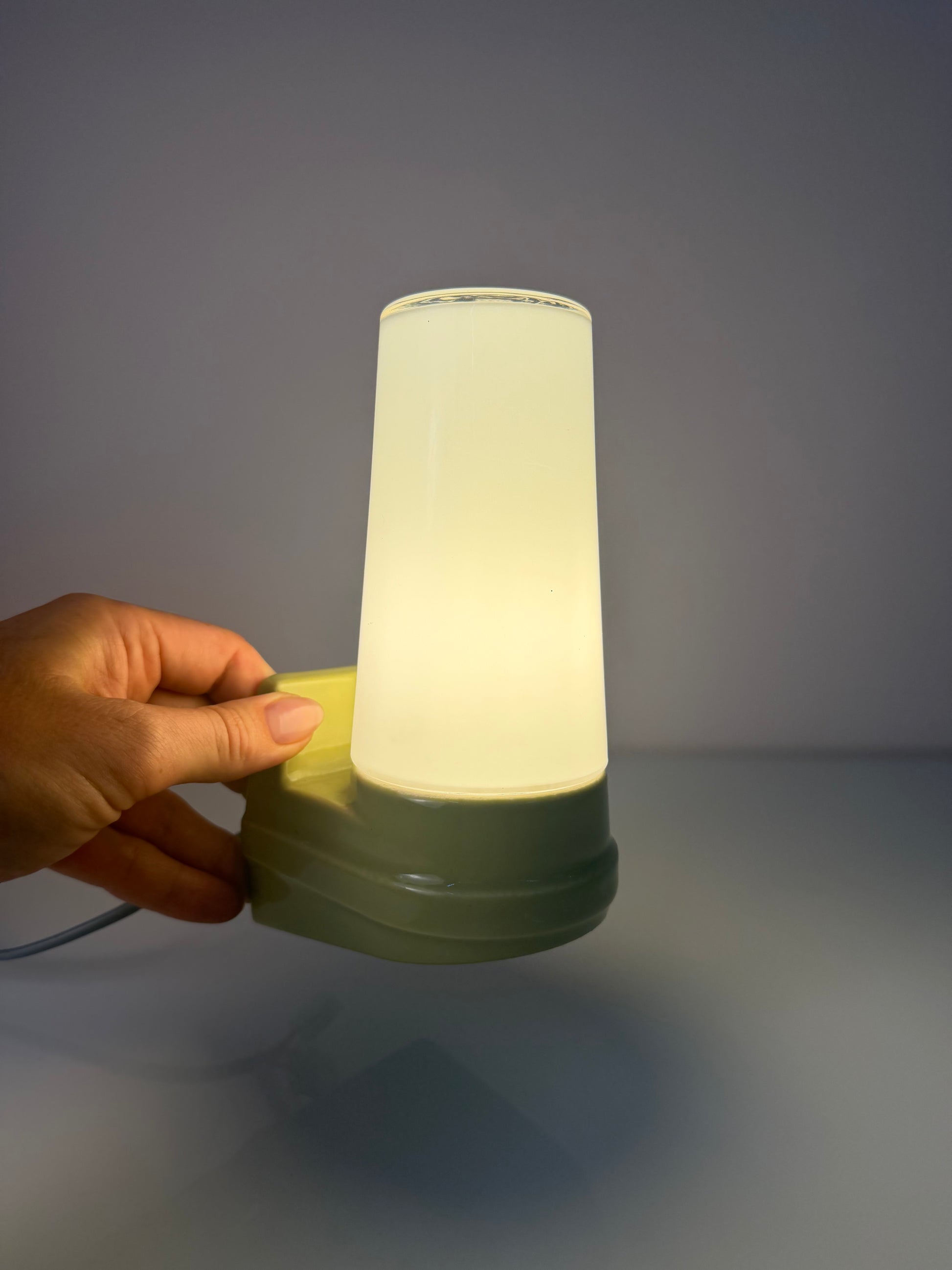 Wandlampe Modell 6080 mintgrün von Sigvard Bernadotte für Ifö