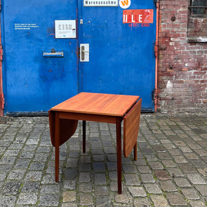 Esstisch Teak verlängerbar mit eingehängten Platten