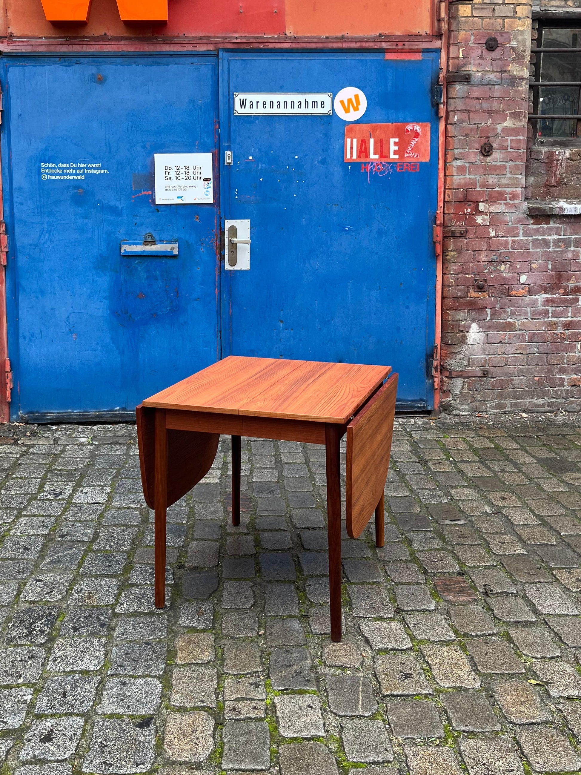 Esstisch Teak verlängerbar mit eingehängten Platten