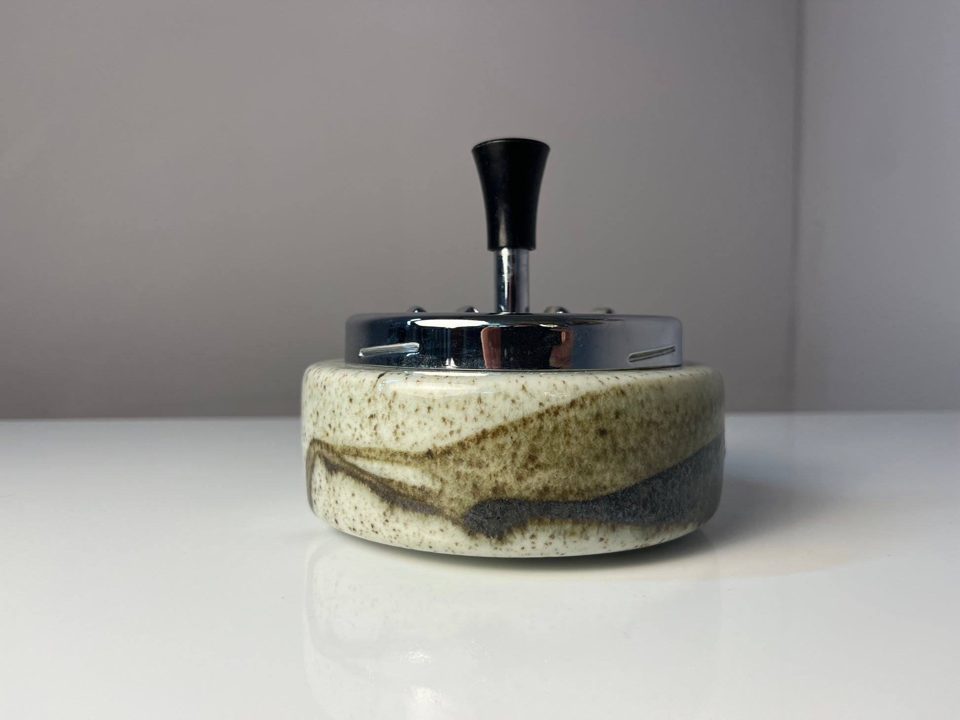 Druckaschenbecher grau braun Keramik von Erhard & Söhne