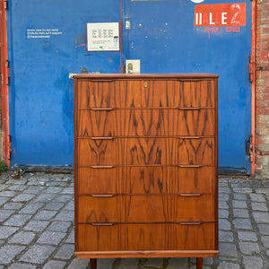 Kommode Teak mit Schloss aus Dänemark