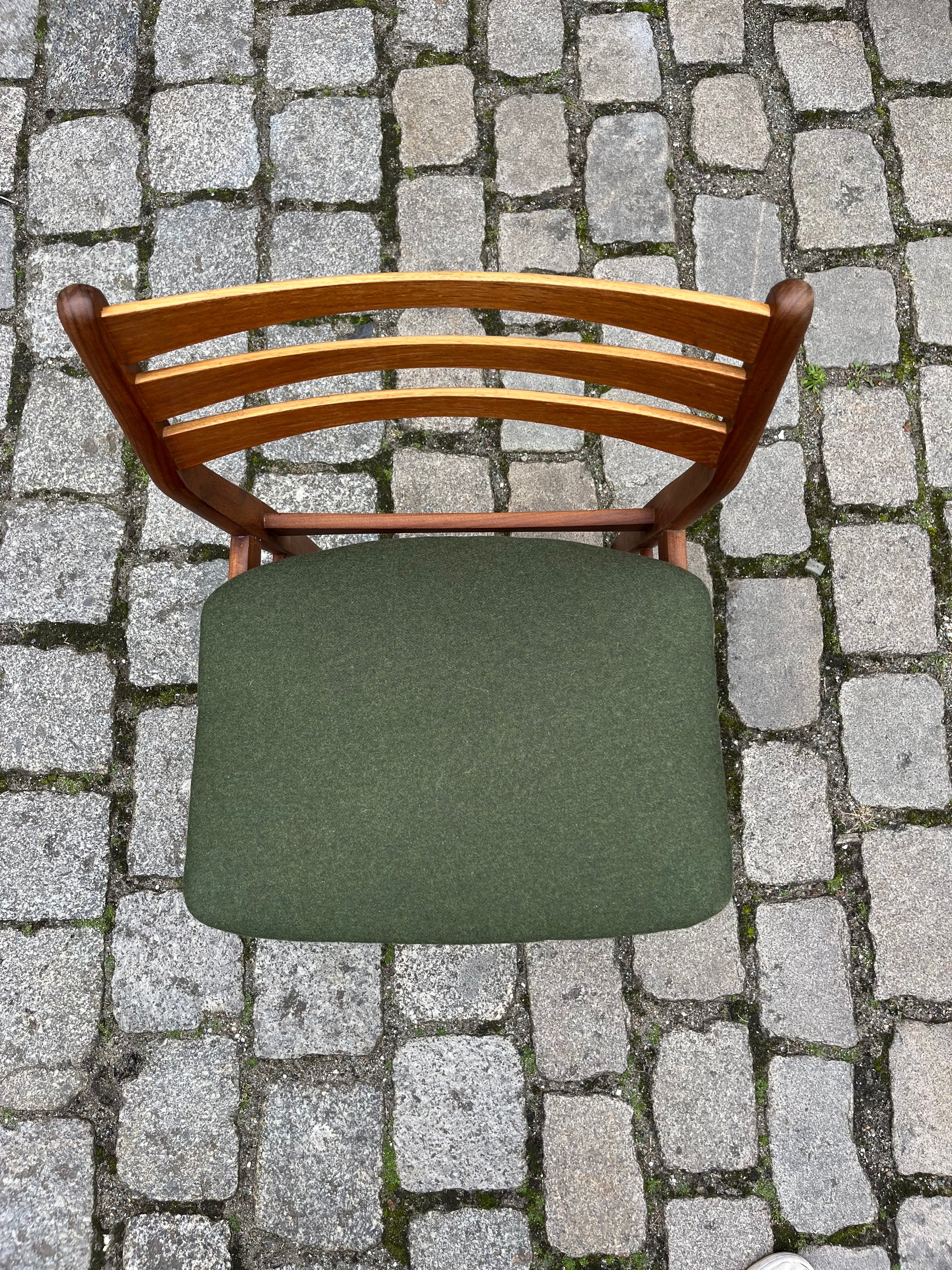 Set: 6x Esszimmerstuhl grün Teak neu gepolstert