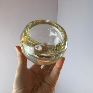 Kugelascher transparent Pressglas