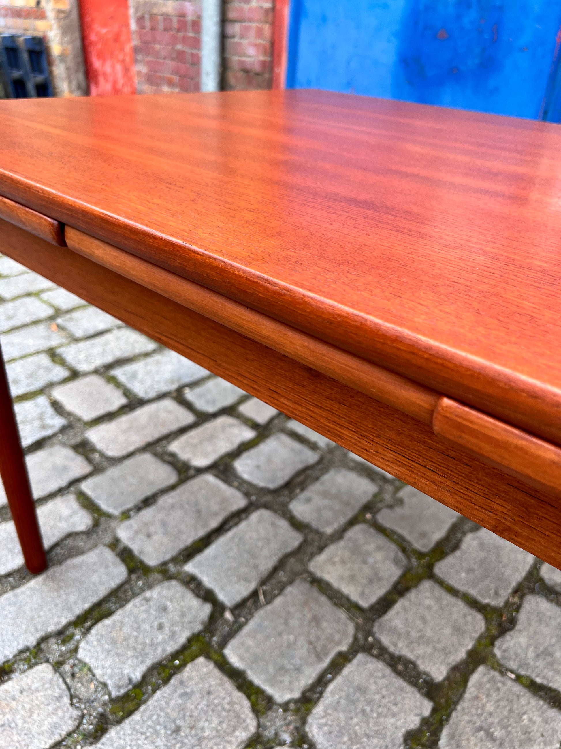 Esstisch Teak ausziehbar aus Dänemark