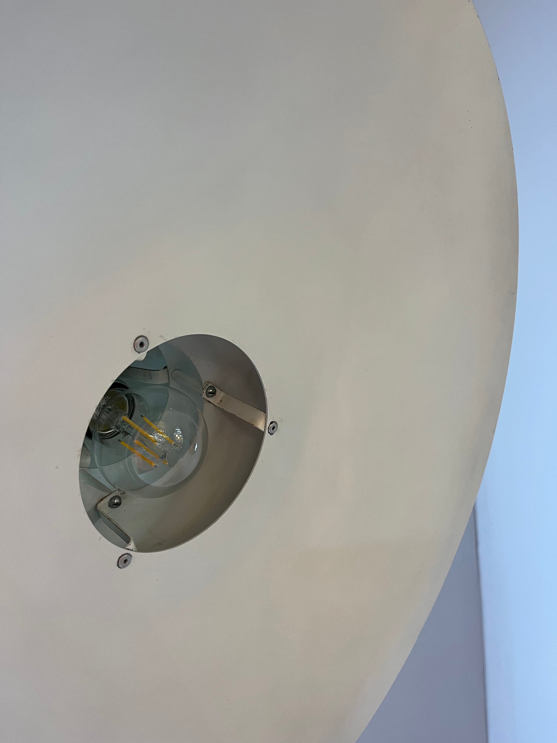 Hängelampe Pagode weiß von Ricardoni für Nordisk Solar