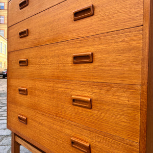 Tallboy Kommode Eiche mit Doppelgriffen von Holger Jensen für FDB Møbler