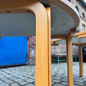 Halbrunder Esstisch grau Buche von Rud Thygesen & Johnny Sørensen für Farstrup