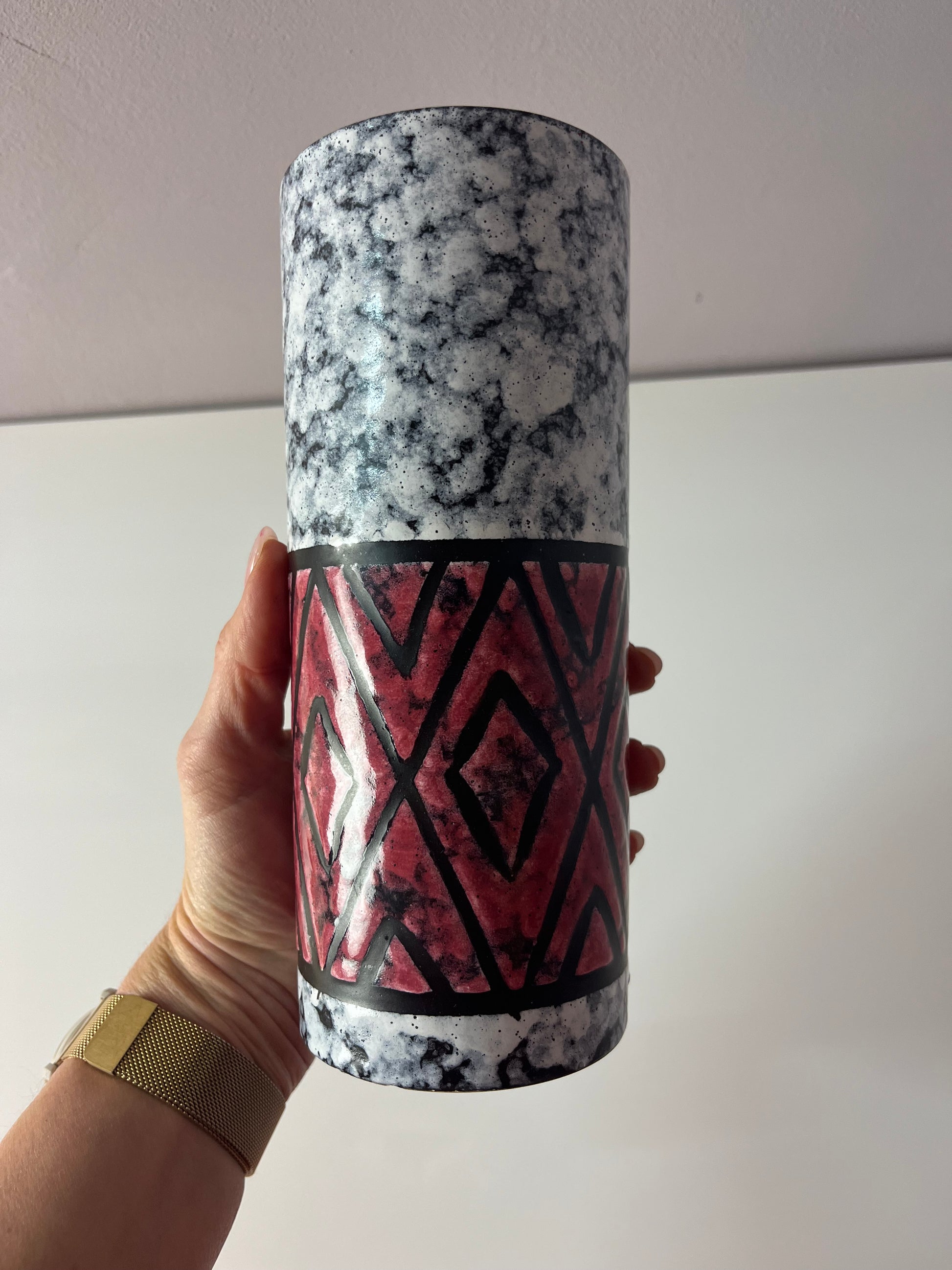 Vase 896/0 rot weiß von Strehla Keramik