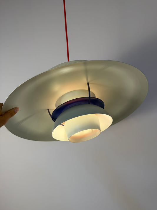 Lamellenlampe PH5 weiß von Poul Henningsen für Louis Poulsen