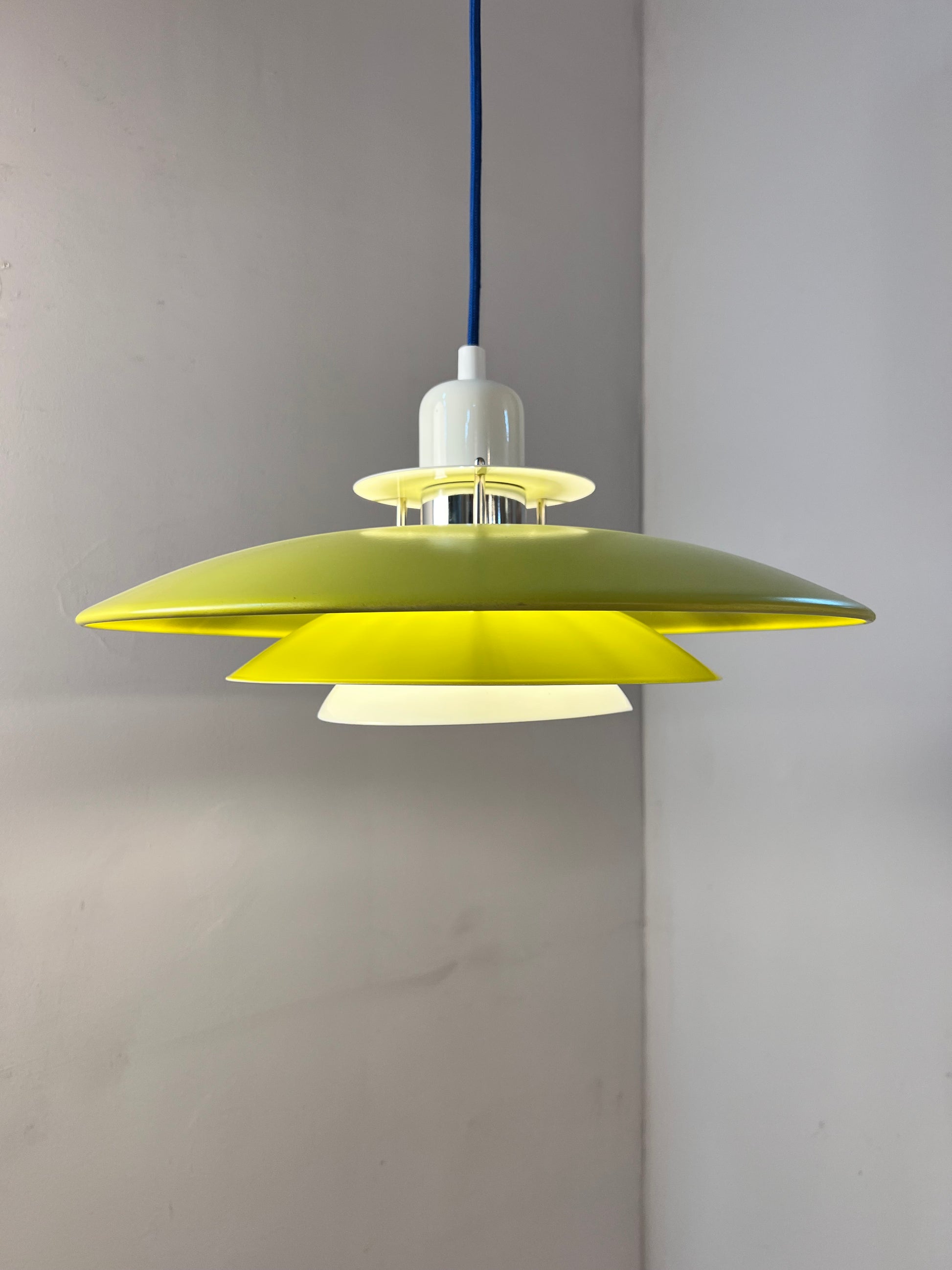 Lamellenlampe teils neu lackiert aus Dänemark