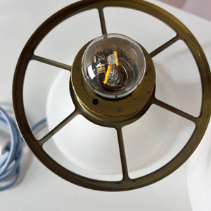 Mushroom Tischlampe weiß von Glashütte Limburg