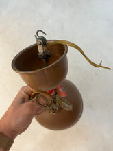 Lade das Bild in den Galerie-Viewer, Hängelampe Kupfer mit Kette
